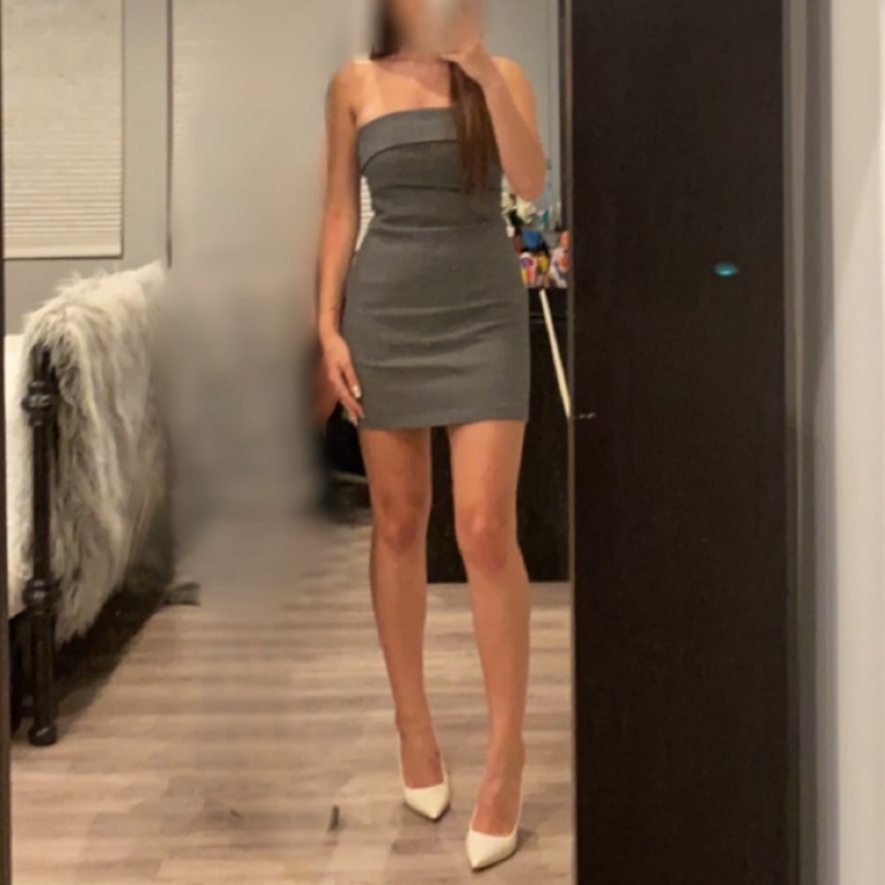 Grey pinstriped bodycon strapless dress!